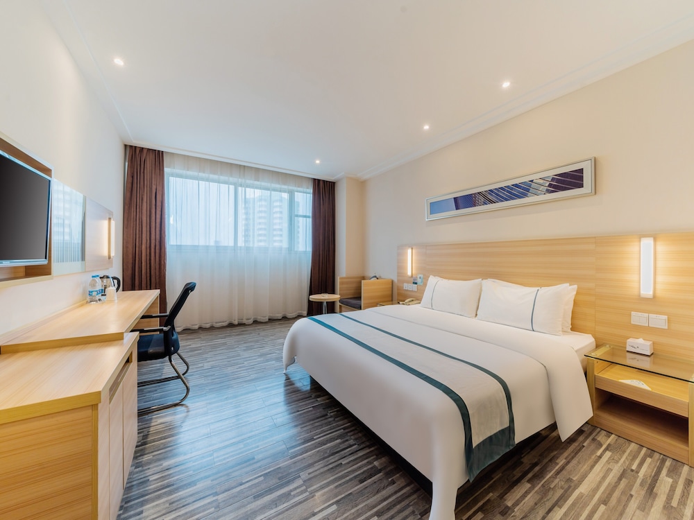 City Convenient Hotel 13/49
