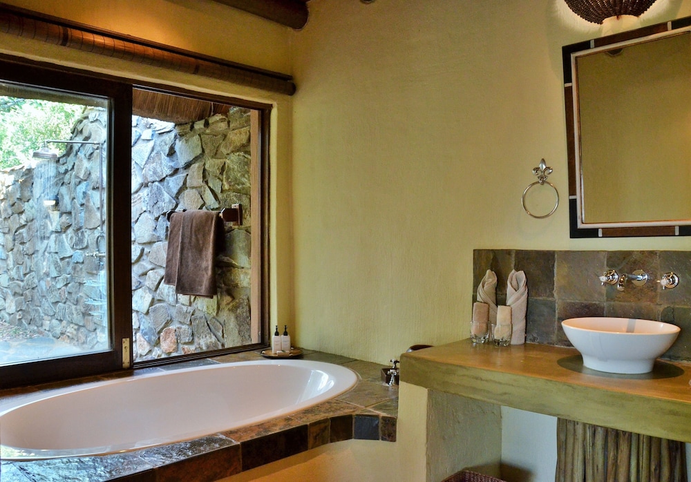 Motswiri Private Safari Lodge 18/67