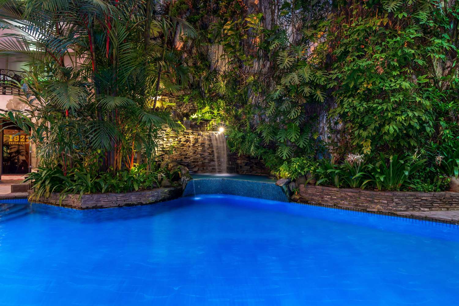 Grand Hotel Guayaquil, Ascend Hotel Collection 56/61