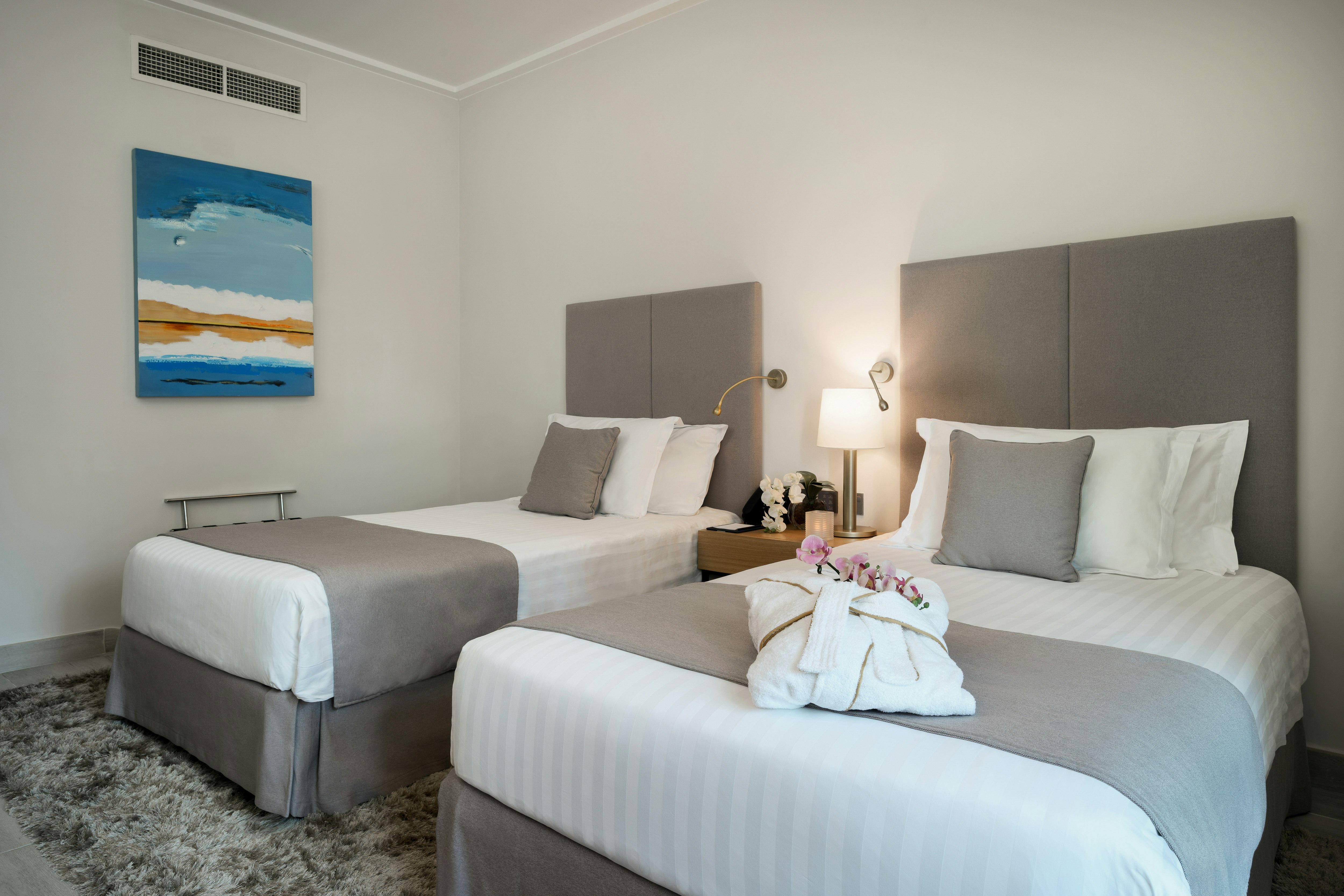 3 BEDROOMS, DELUXE, RESIDENCE, CITY VIEW