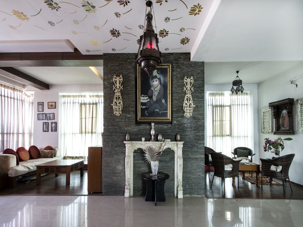 OYO Manikonda Near Inorbit Mall Cyberabad 17/20