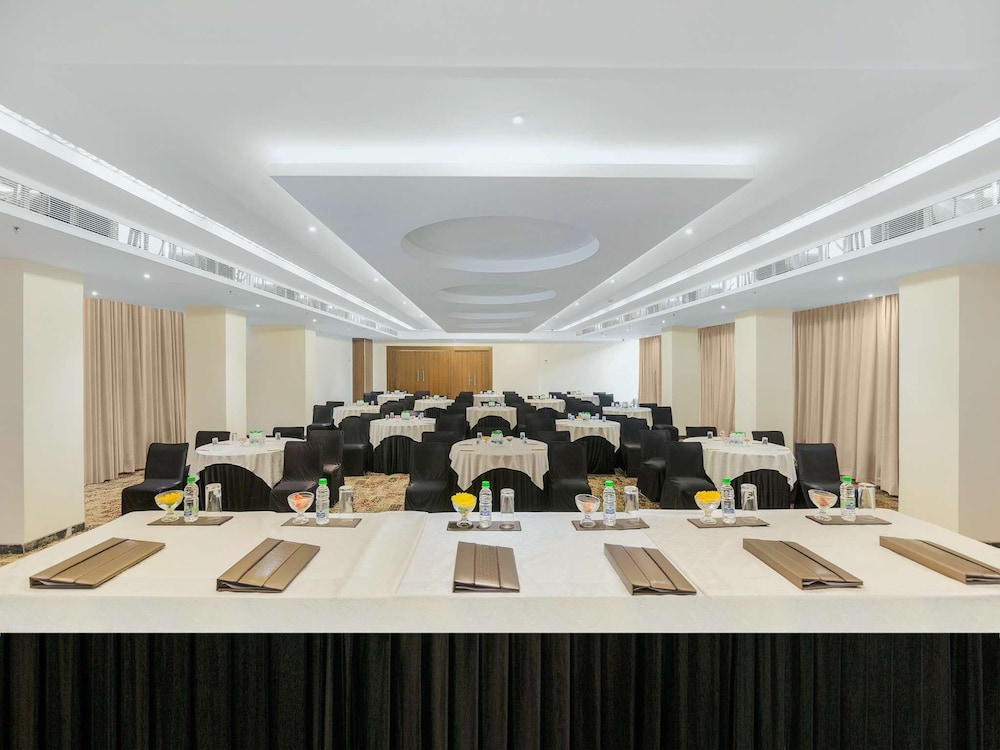HRJ Sarovar Portico Indore 30/35