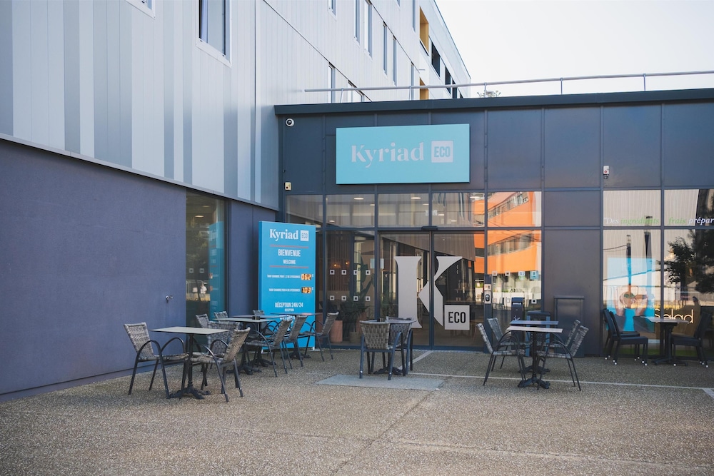 Kyriad ECO - Clermont Ferrand Estaing 37/42