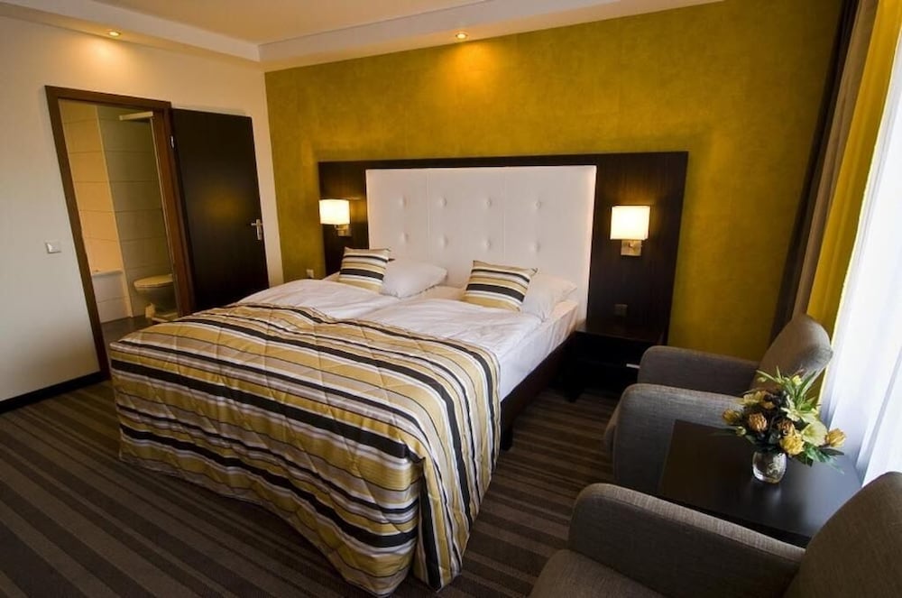 Plus, Comfort, Double Bed