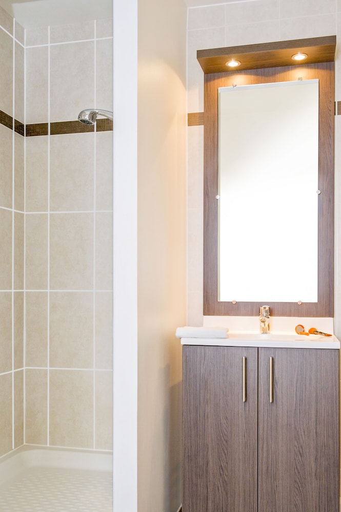 City Residence Tours 10/56