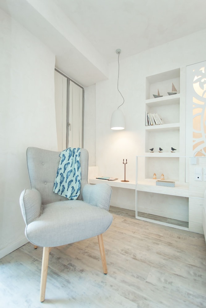 Chania Inn 26/46