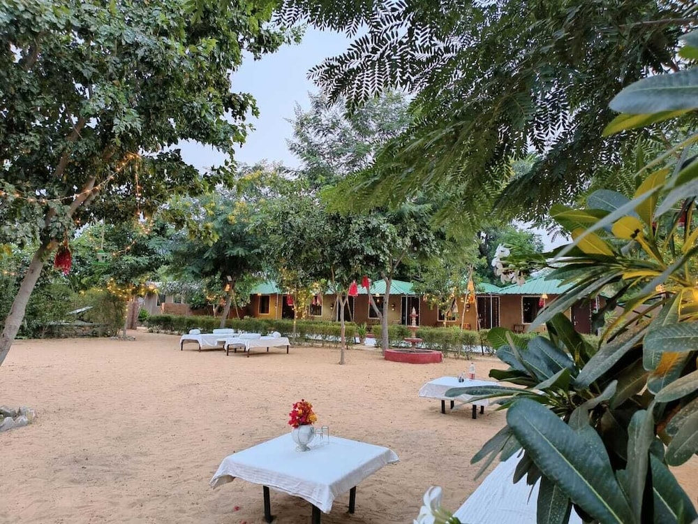 The Narayan Resort 43/45