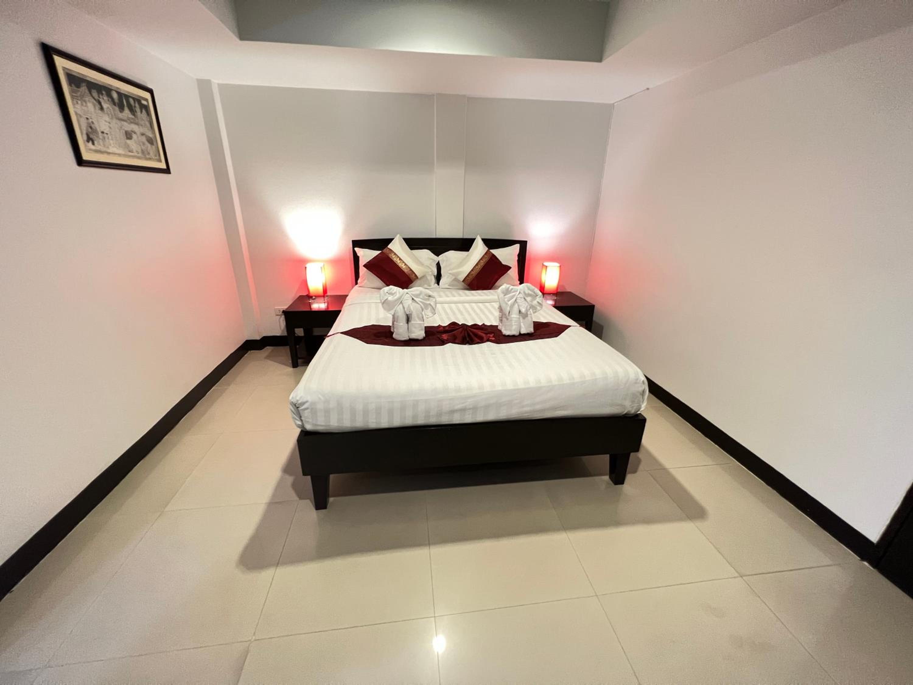 Economy, Double Bed, No Window