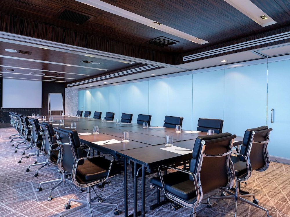 Movenpick Hotel & Convention Centre KLIA 47/63
