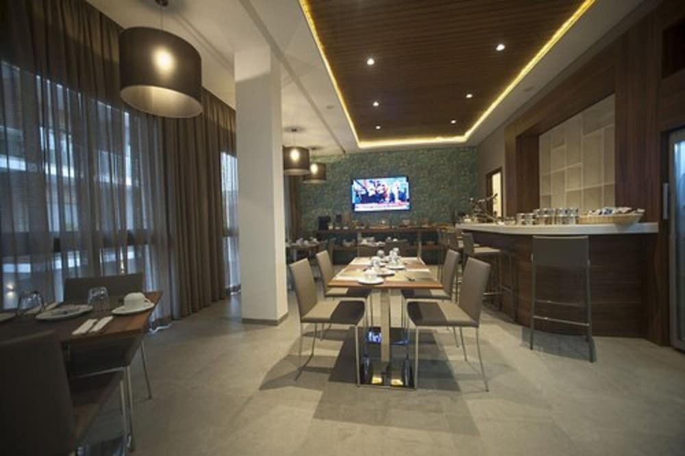 Ocean Park Hotel, Premium Suites & Wellness 60/74