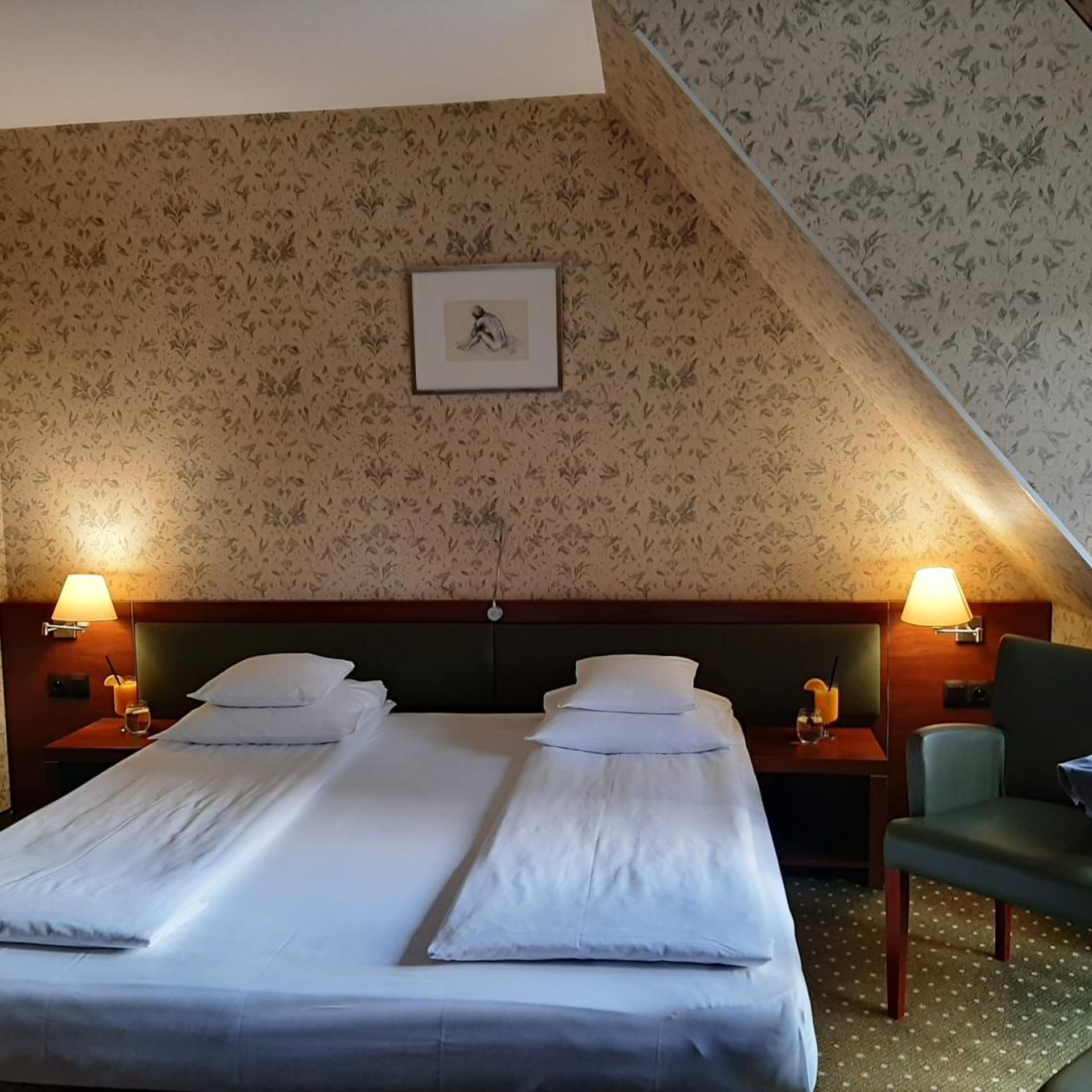 Hotel 1231 10/50