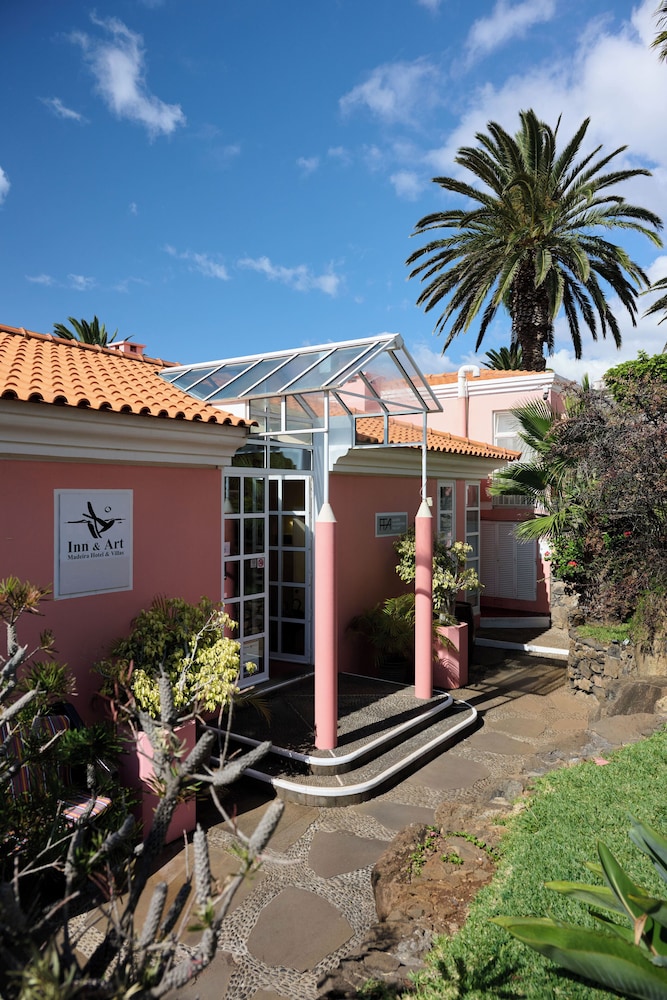 Inn & Art Madeira 8/67
