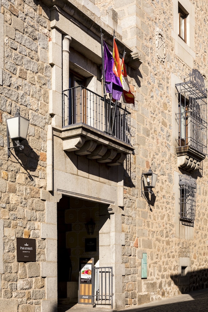 Parador de Avila 3/64