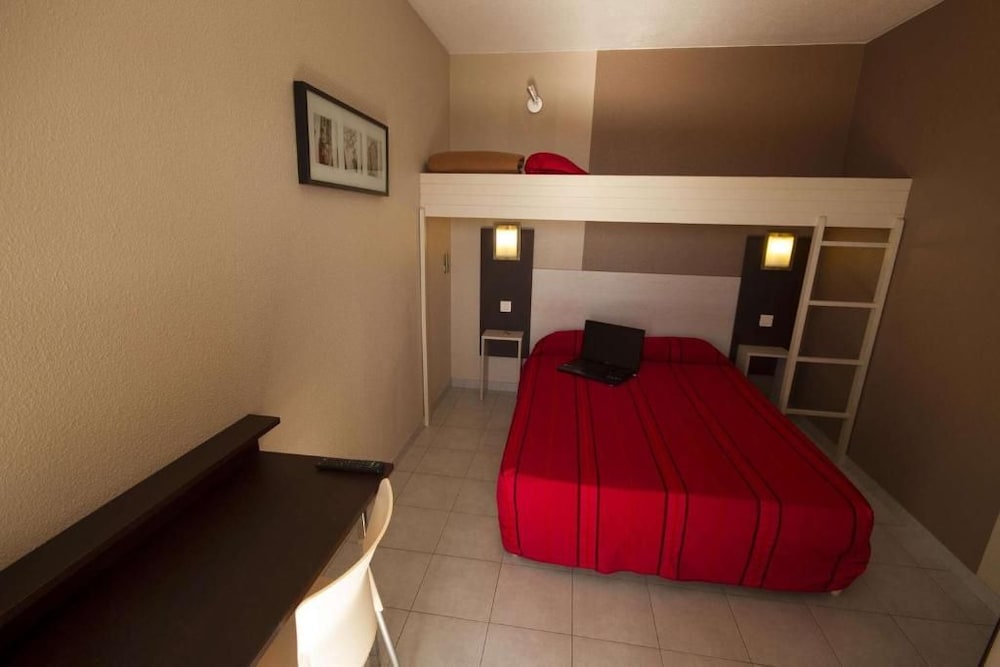 Brit Hotel Essentiel Sete Balaruc 29/50