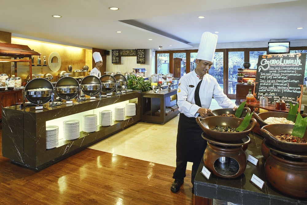 Jambuluwuk Malioboro Hotel Yogyakarta 48/66