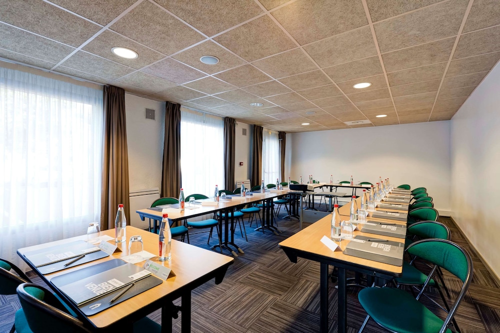 Campanile Evry Ouest Corbeil Essonnes 43/46