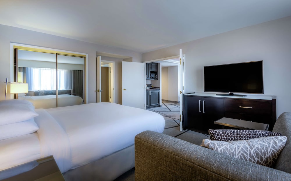 DoubleTree by Hilton Hotel Los Angeles Norwalk 12/59