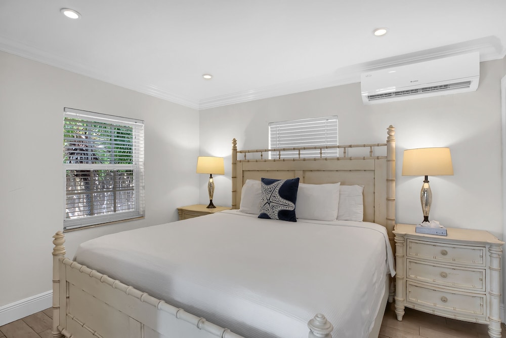 Atlantic Bay Resort 12/50