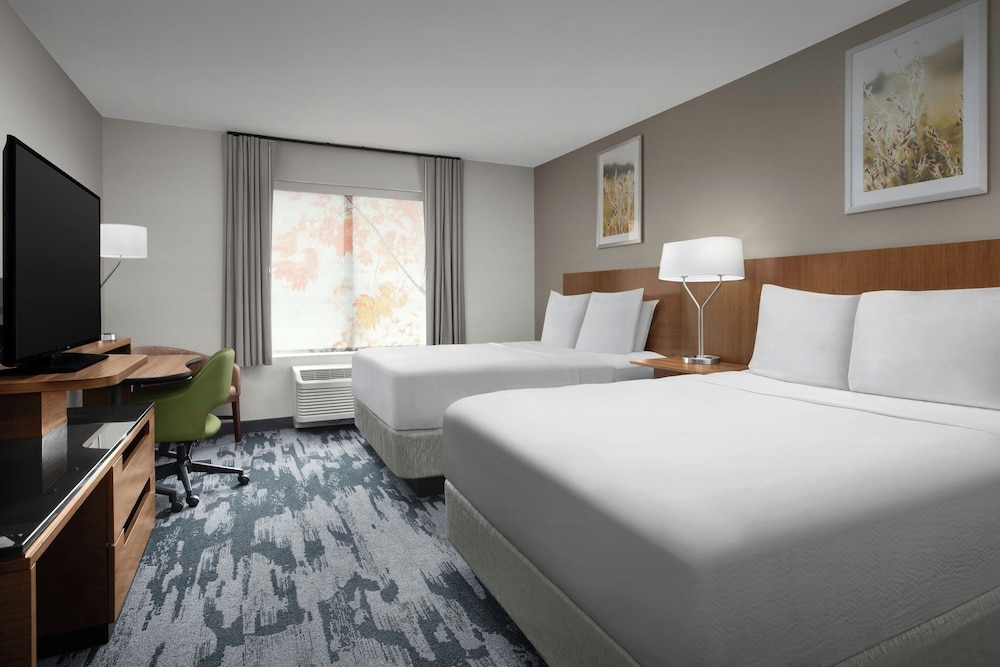 Fairfield Inn &amp; Suites Jeffersonville I-71 19/58