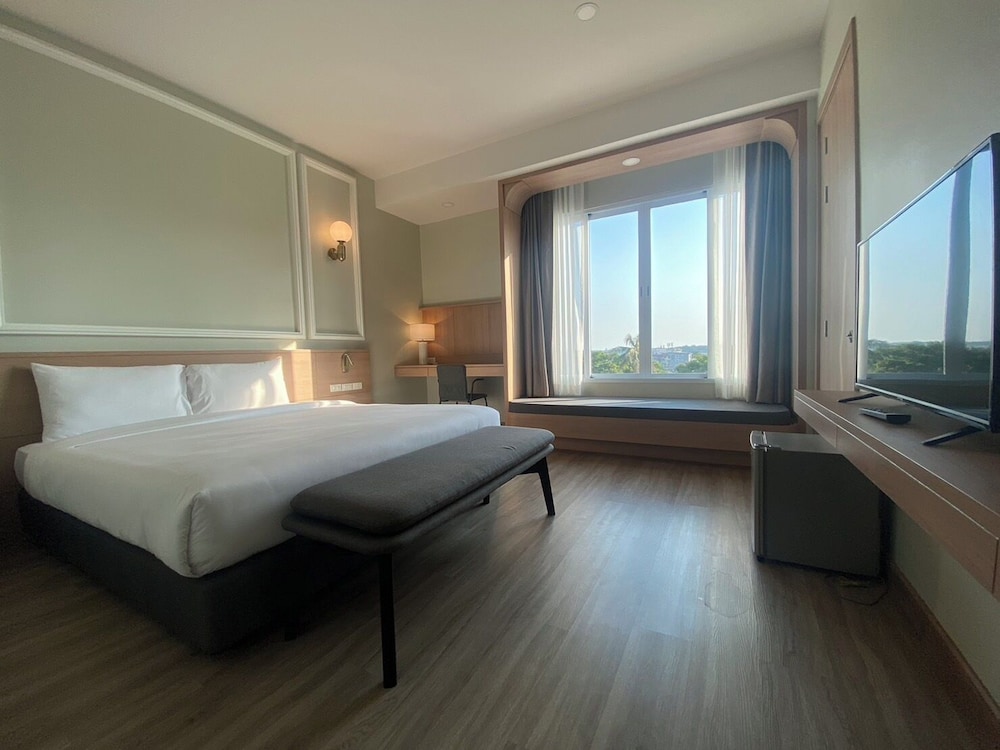 Mayflower Grande Hotel Phitsanulok 8/42