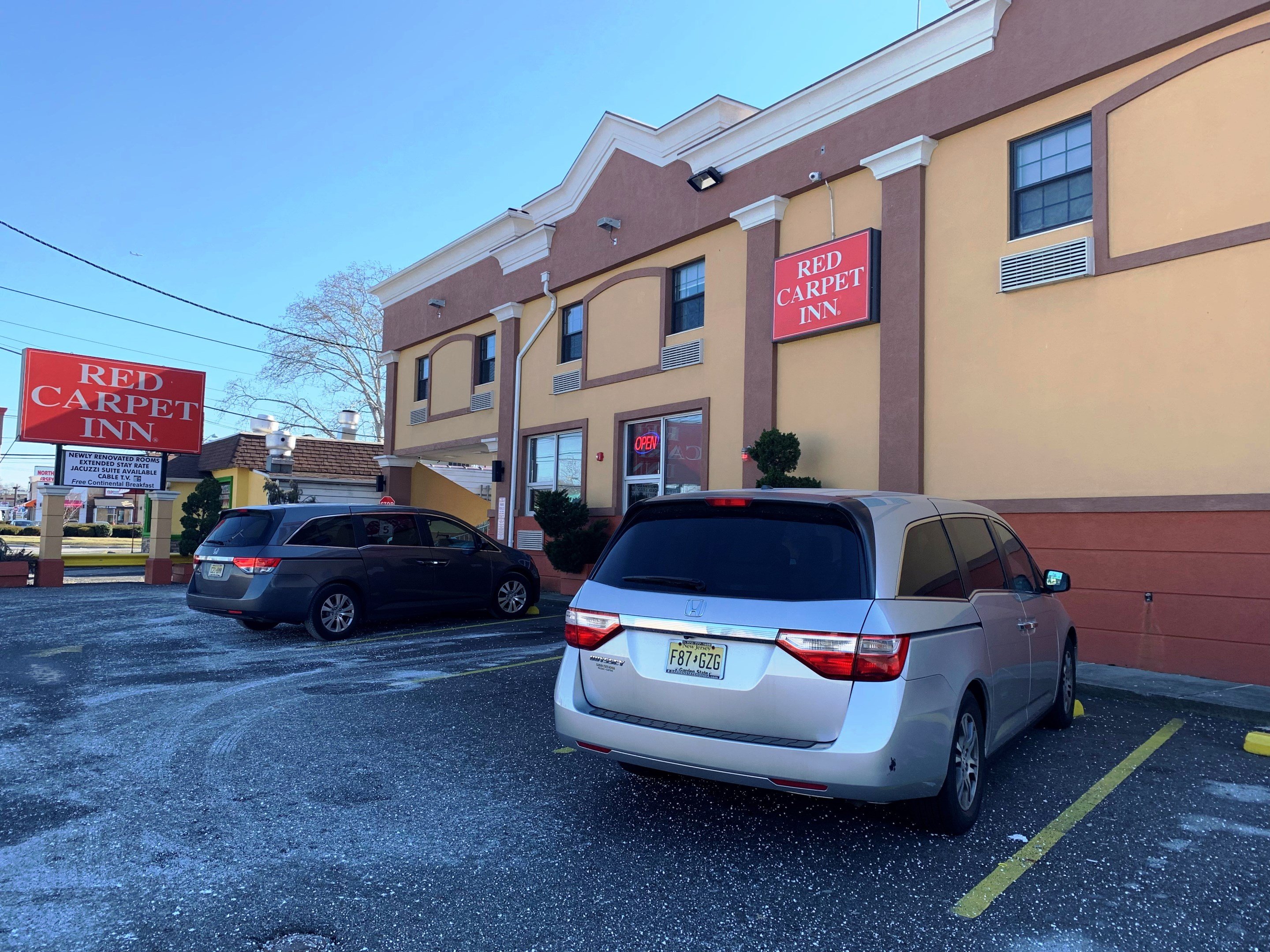 Red Carpet Inn Elmwood Park 43/48