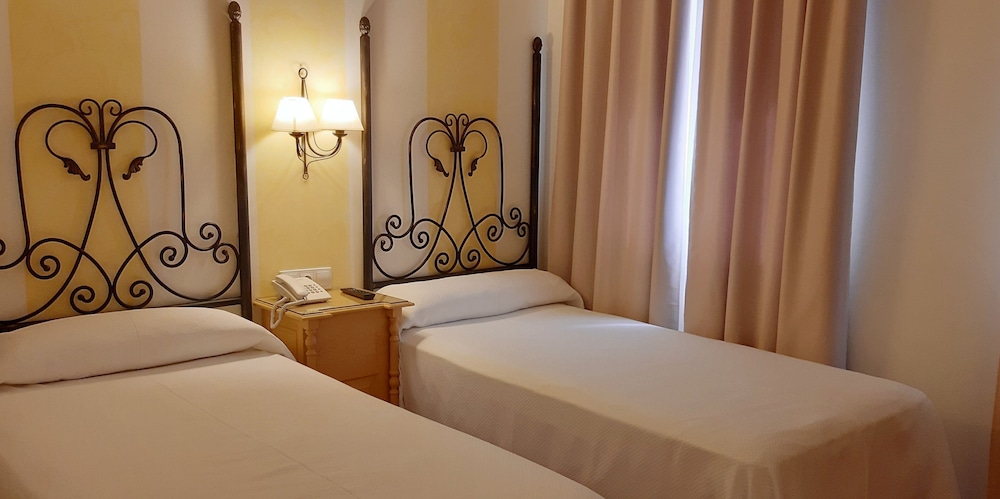 غرفة رباعية بسرير كوين، Crisol Chiclana 2/4