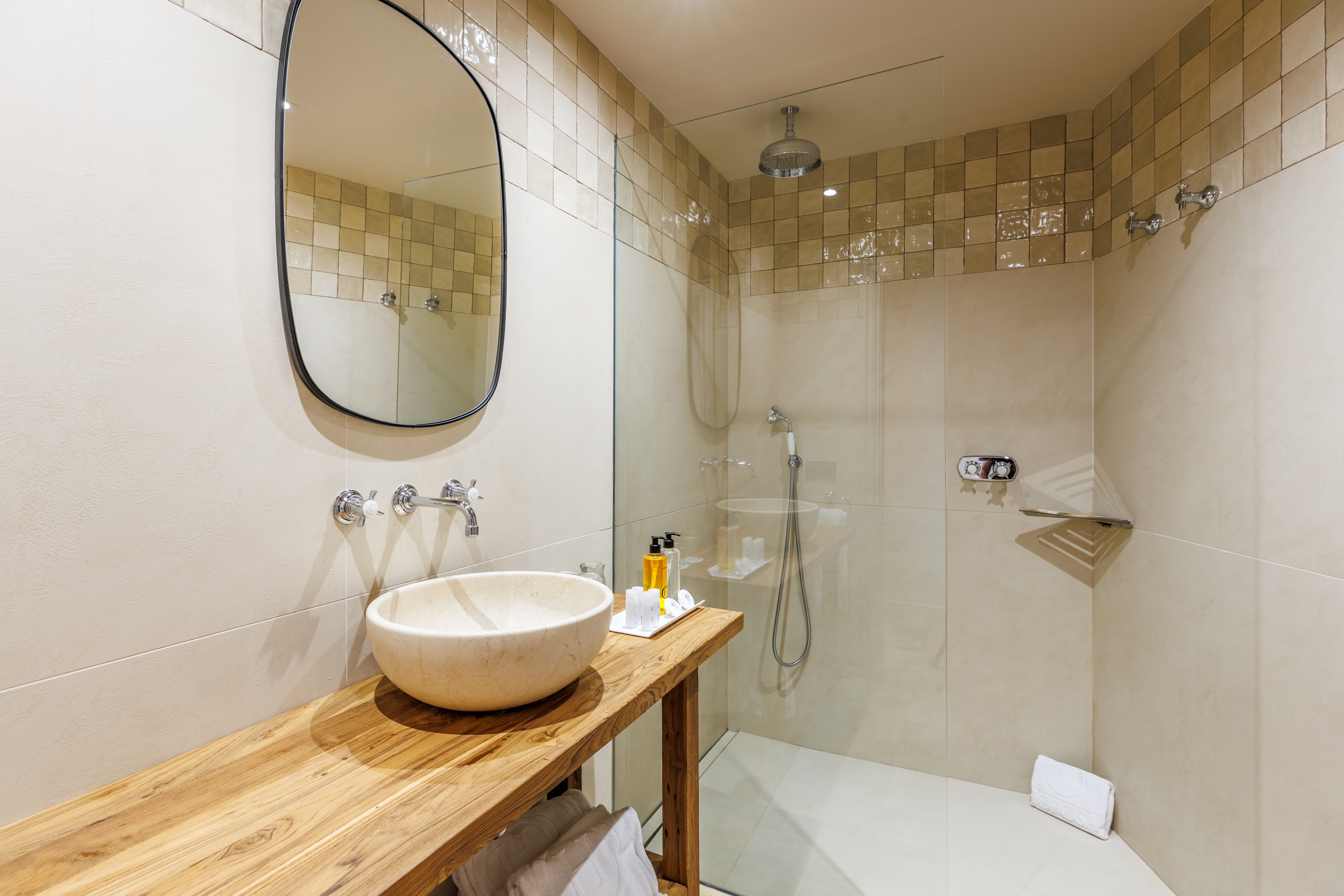 غرفة بسرير مزدوج بإطلالة على البحر بشرفة، Hotel Hoposa Uyal 8/8