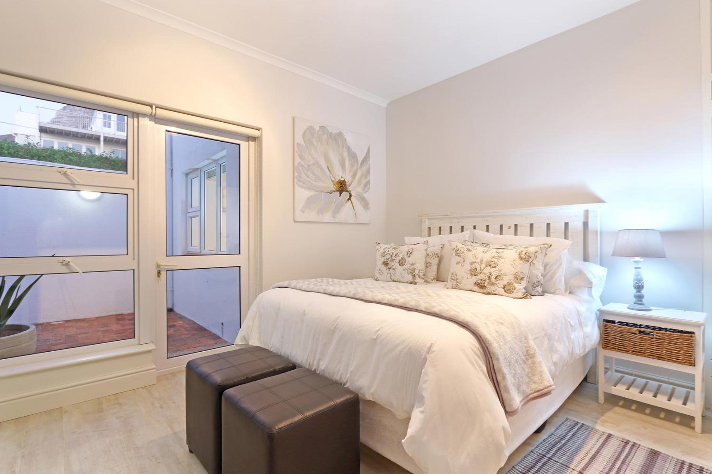 Camps Bay Beach Apartment 4/20