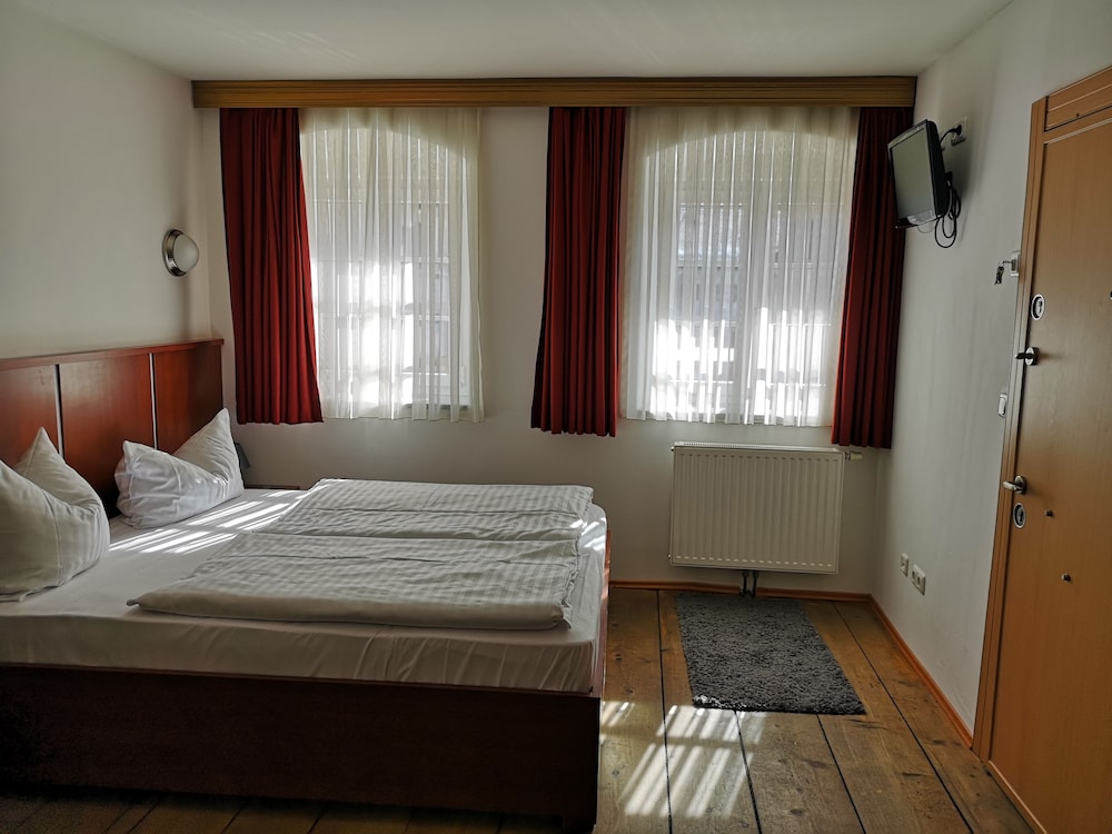 ATLAS Posthotel 28/67