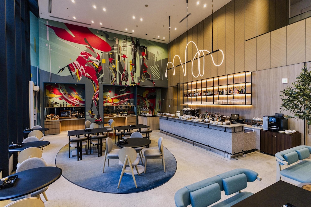 YOTEL Tokyo Ginza, Select by Hilton 30/50
