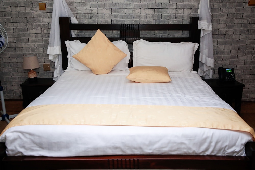 Nokras Riverine Hotel & Spa 15/34