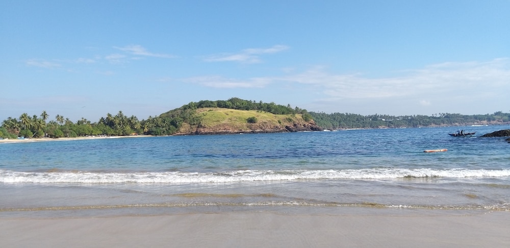 The Bay Beach 16/22
