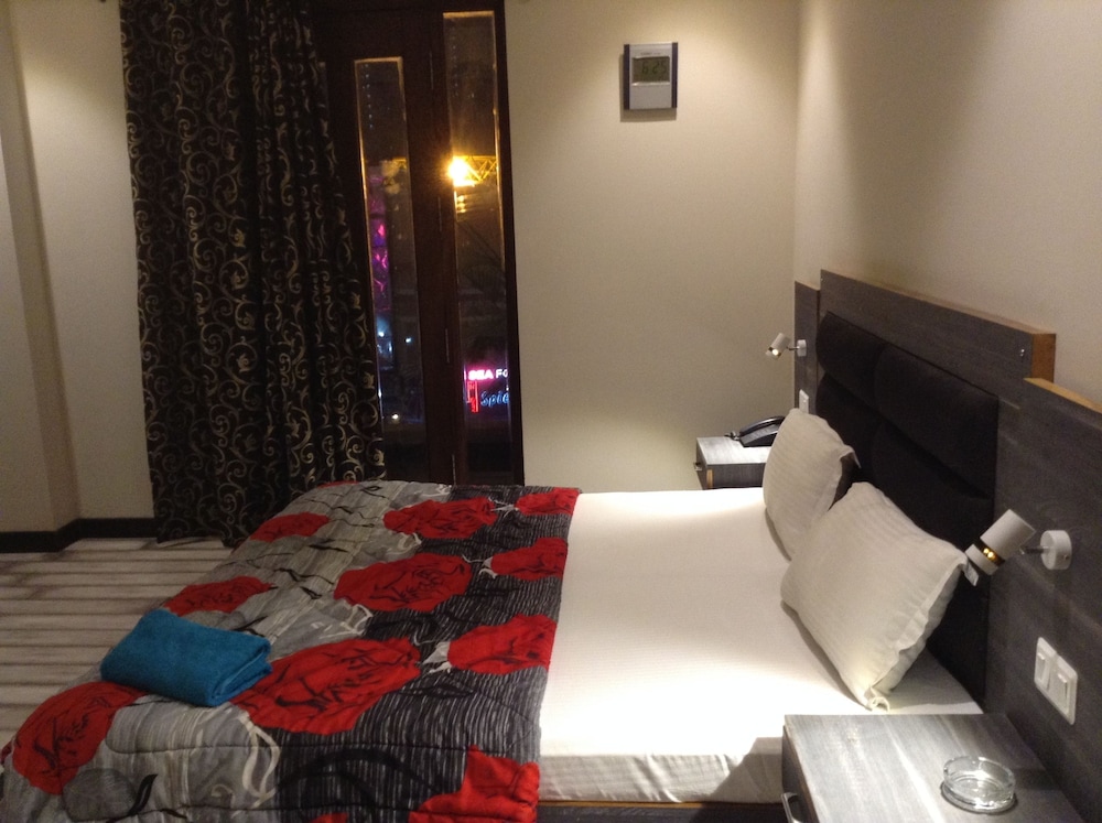 Hotel City Premier 27/50