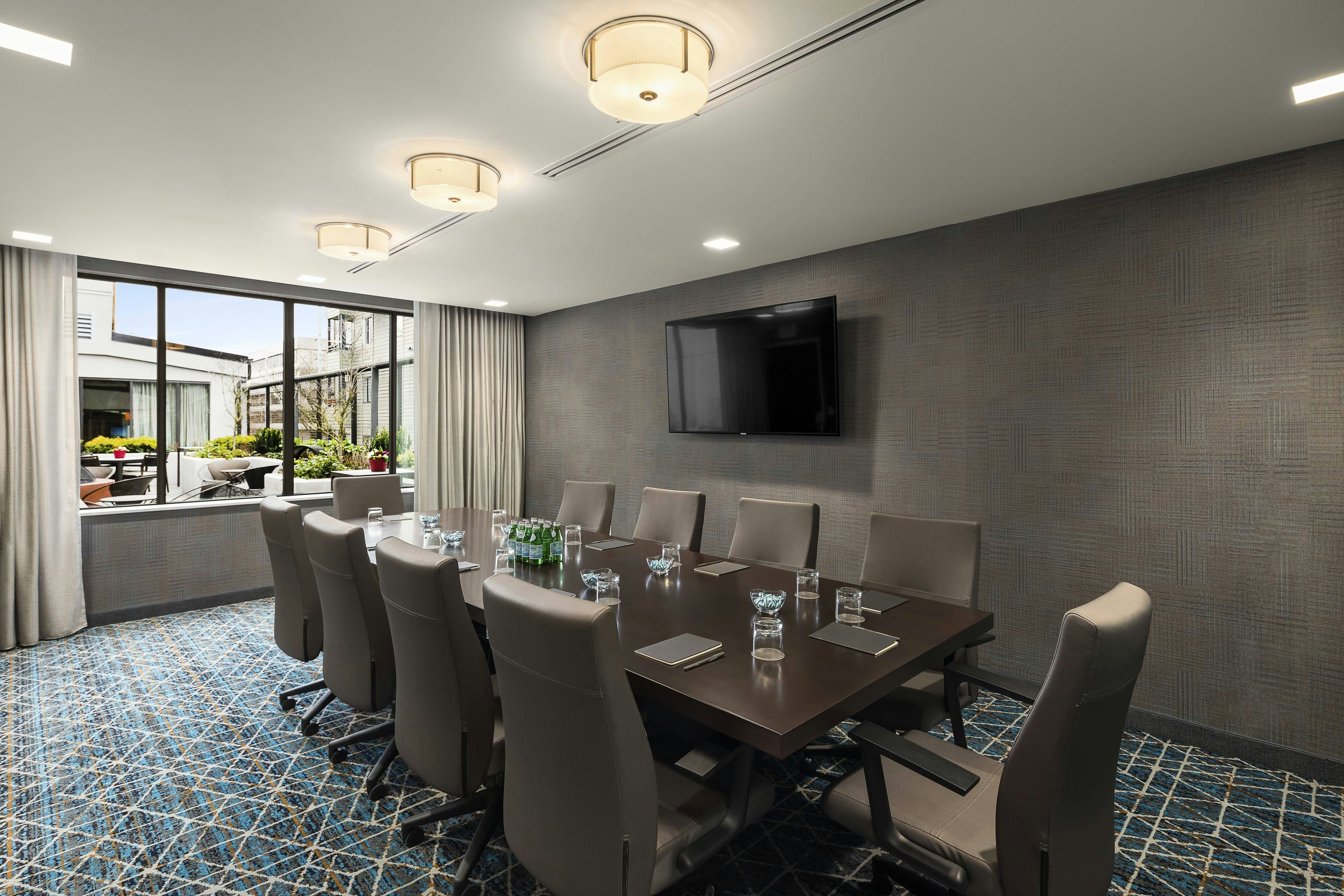 Courtyard by Marriott Seattle Northgate 10/13