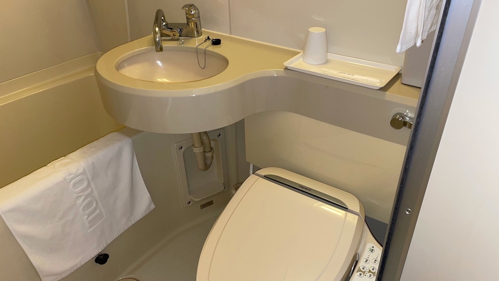 Toyoko Inn Nagasaki Ekimae 20/68
