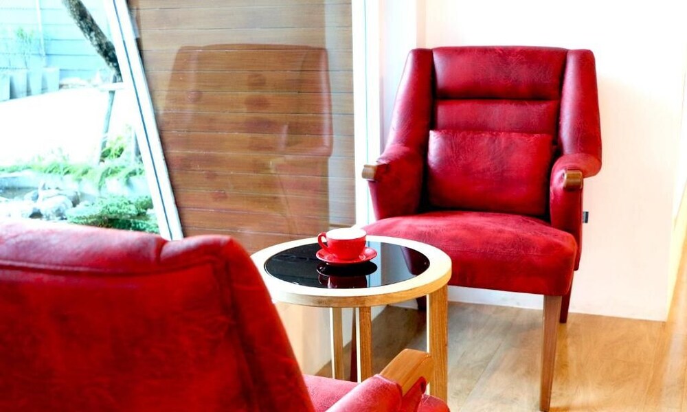 Avada Hotel 30/65