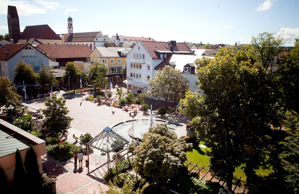 Kurhotel Roswitha 68/72
