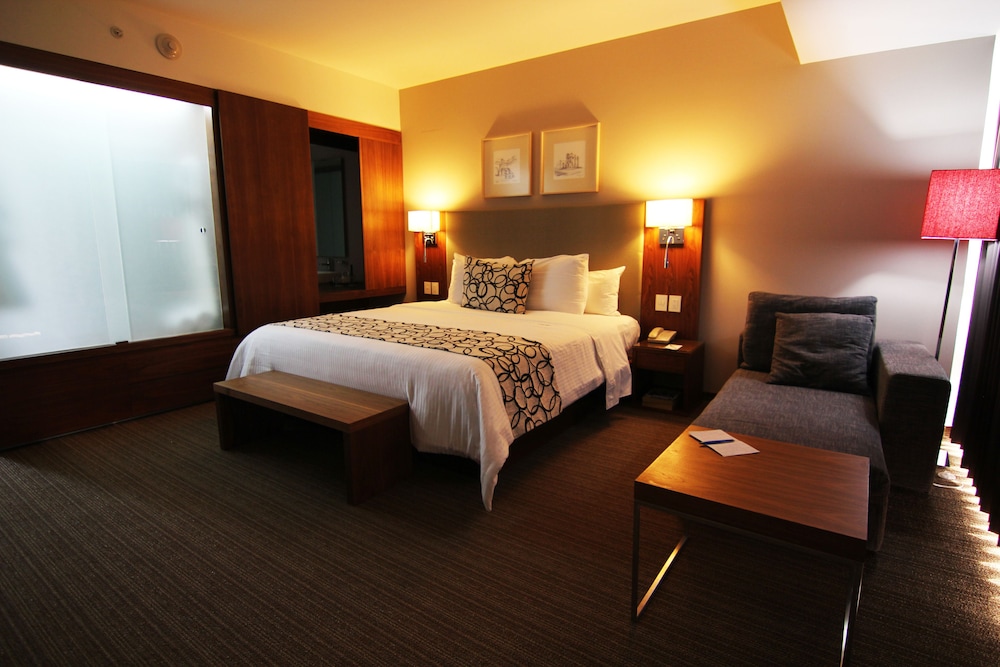 Casa Inn Premium Hotel Queretaro 21/42