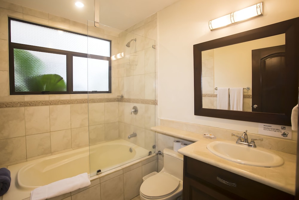 Monte Carlo Luxury Condominiums 49/50