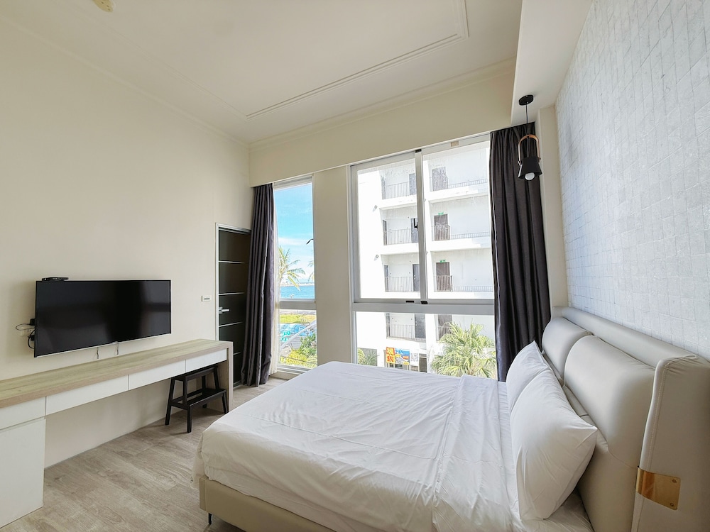 Room, Double Bed