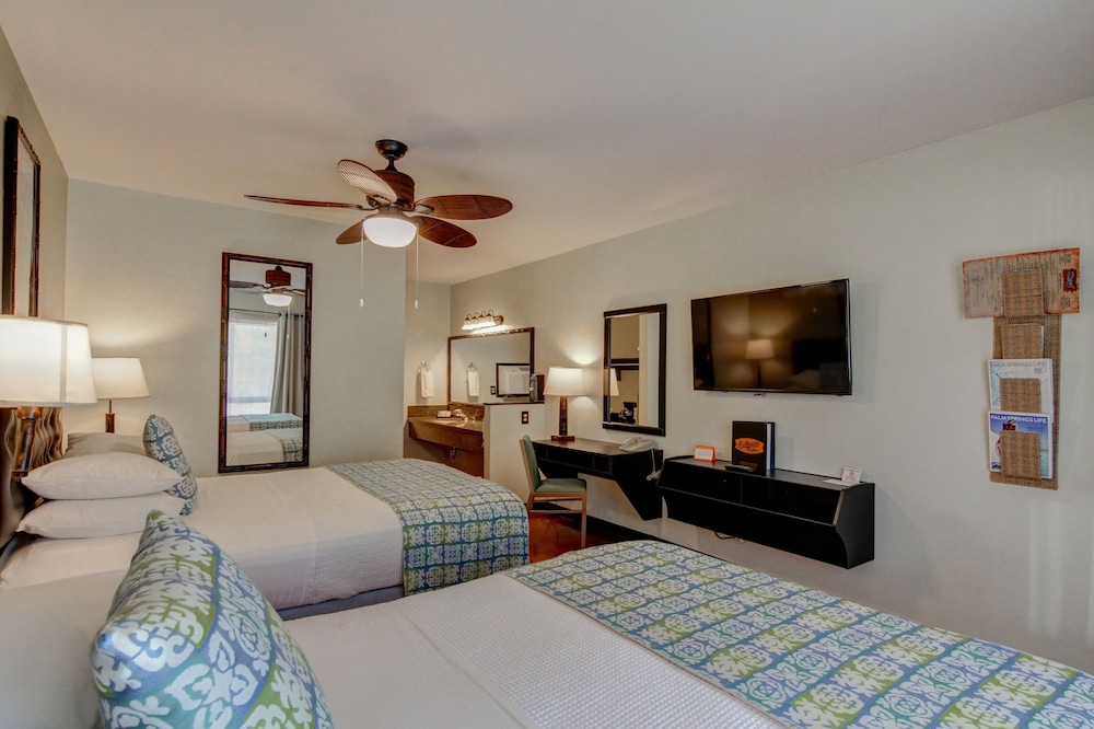 Caliente Tropics Hotel 24/34
