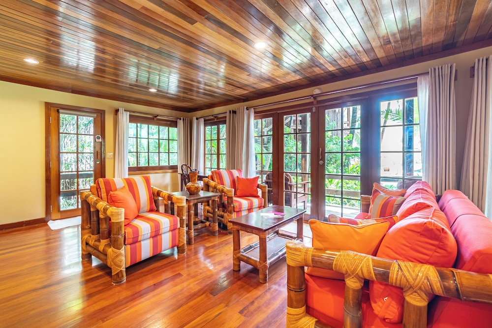 Ramons Village Resort 50/74