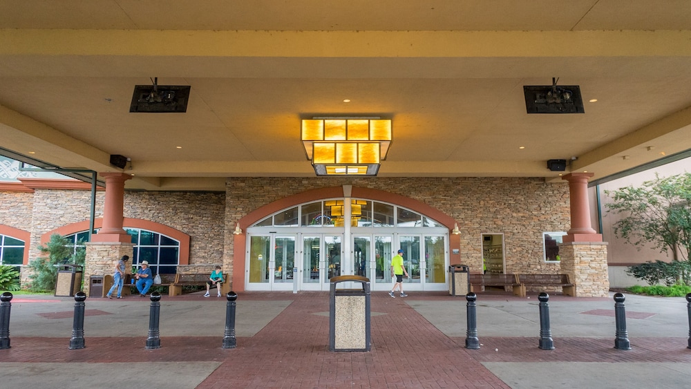 Delta Downs Racetrack Casino Hotel 39/59