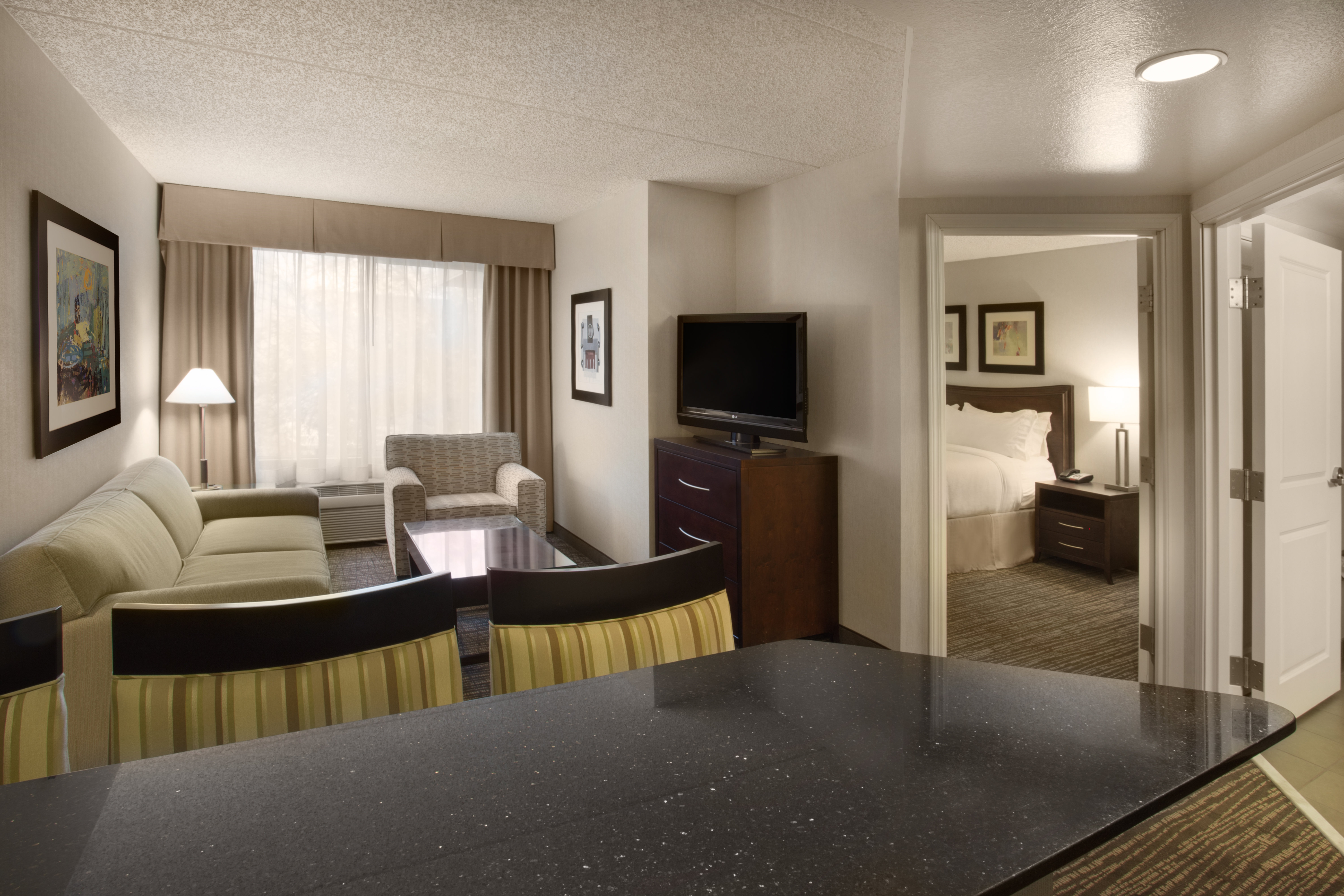 Holiday Inn And Suites Scottsdale North Airpark Ex Wingate By Wyndham Scottsdale 29/50