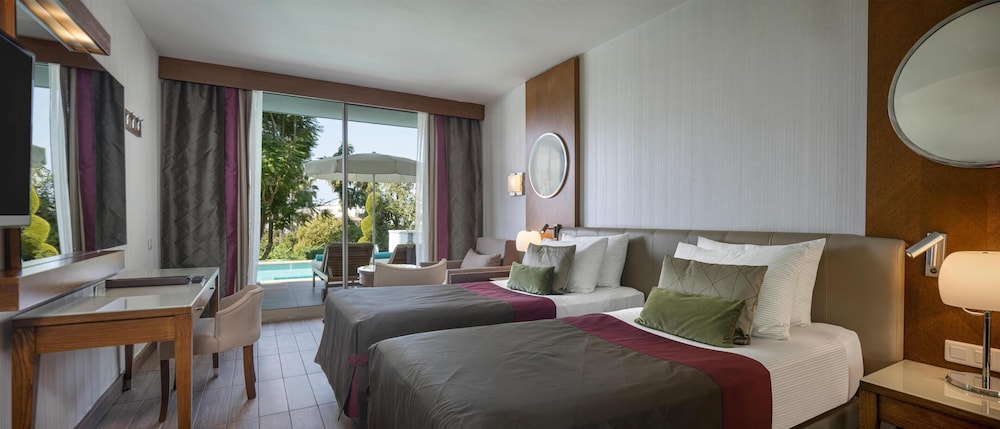 Standard, Double Bed, Garden View, Pool Access