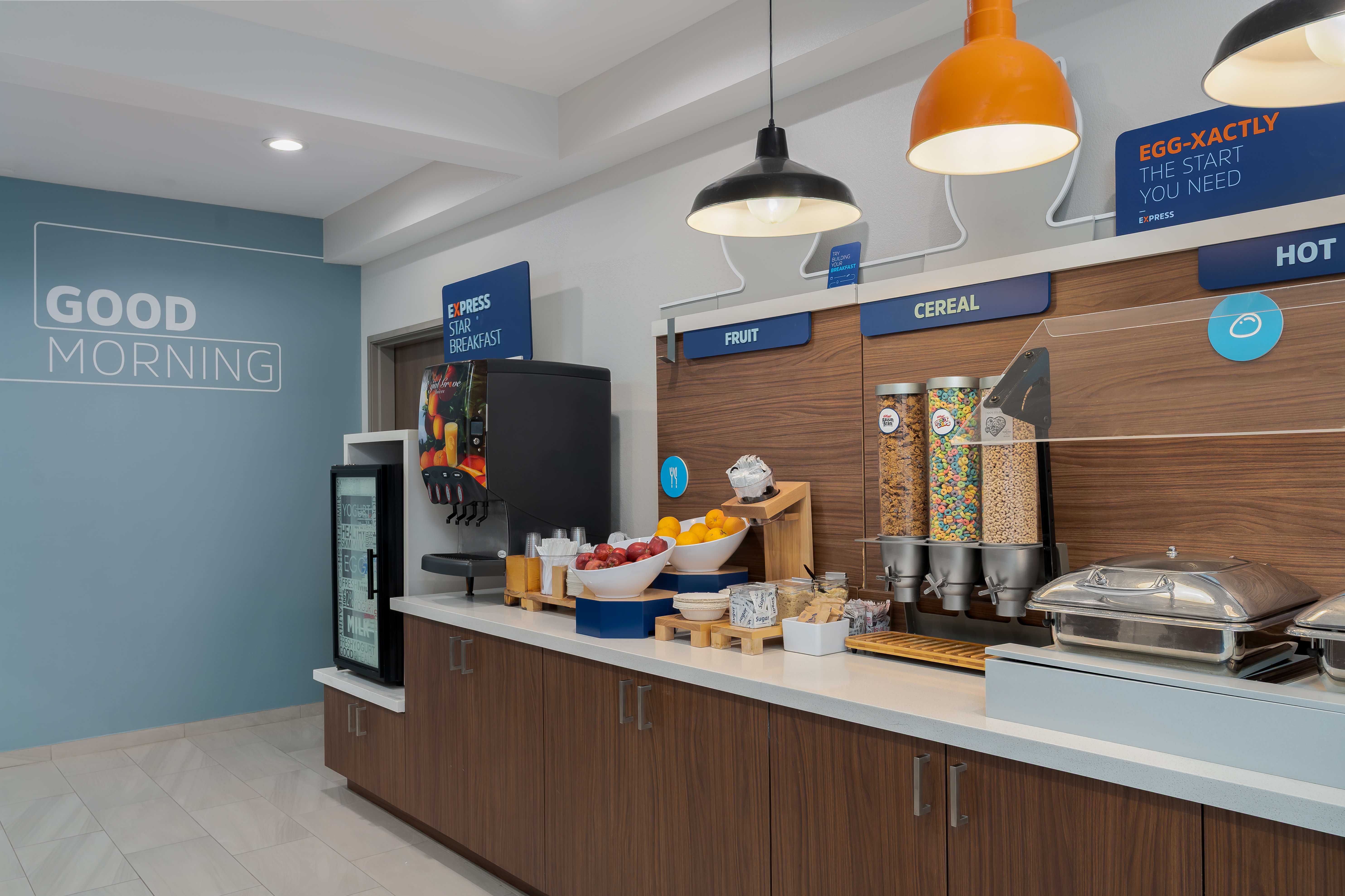 Holiday Inn Express Hotel Suites Alexandria 62/62