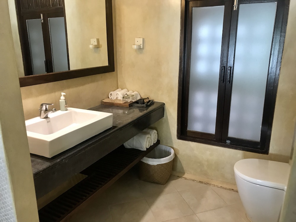 AoNang Colors Hotel Krabi (ex AliSea Boutique Hotel) 47/50