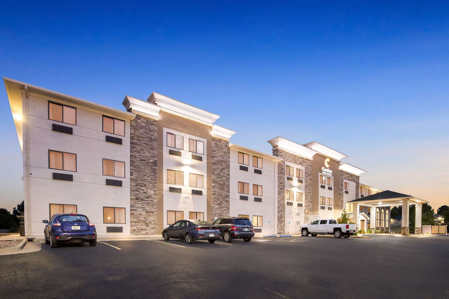Comfort Inn Suites Pueblo 22/24