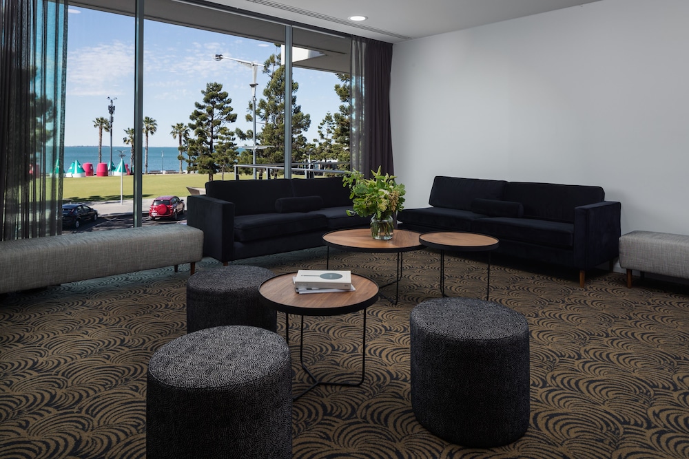 Novotel Geelong 42/74