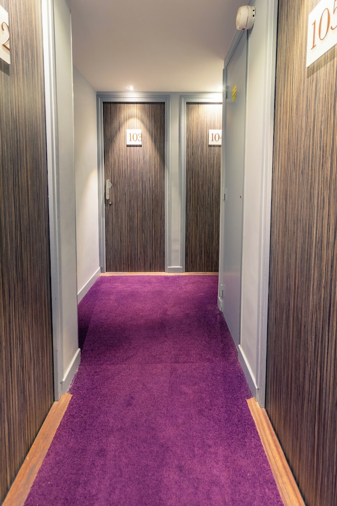 Kyriad Paris 12 - Nation 18/27